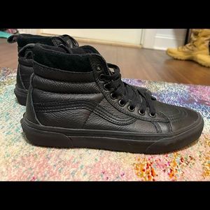 Vans - Black Leather